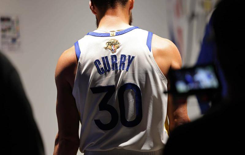 东莞家家乐食品集团画册设计案例欣赏