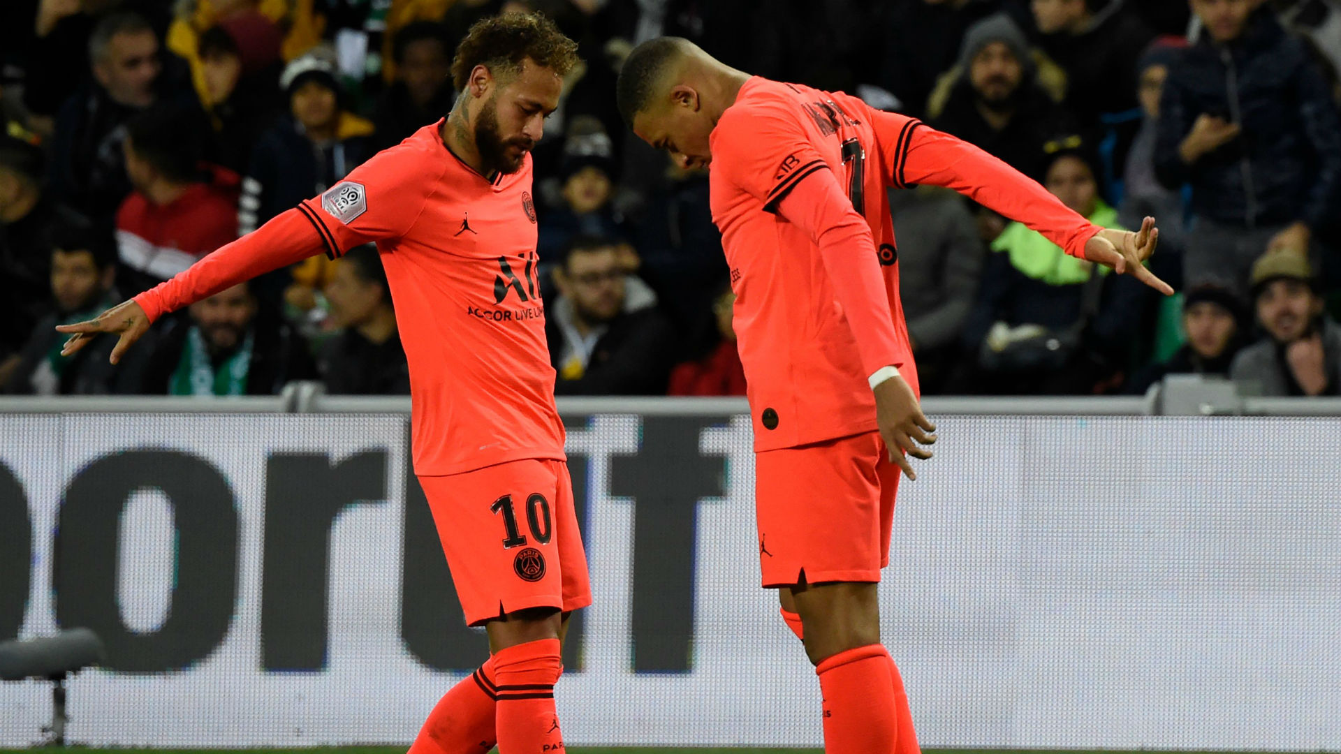 金进新能源企业画册设计欣赏-东莞品牌设计公司