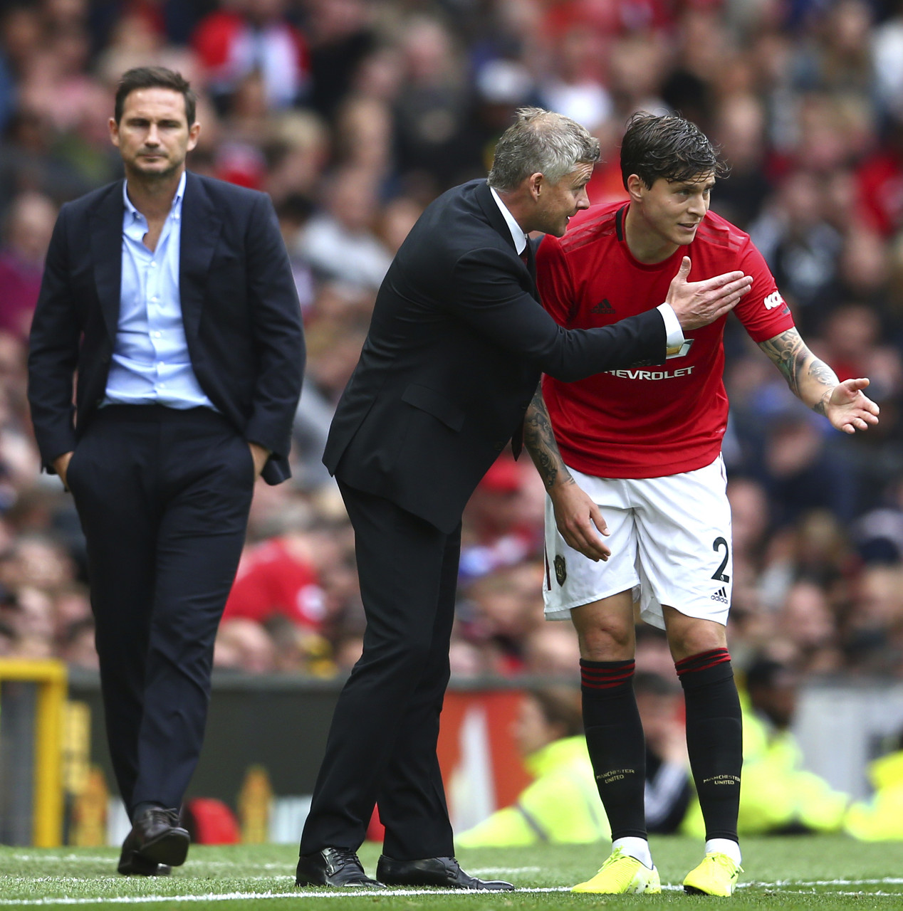 启信驾校品牌LOGO设计案例